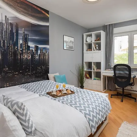 Sun Art Apartment